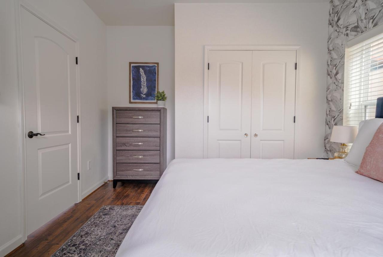 Unit 1 - Spacious & Renovated Apt Home In The City'S Action Houston Eksteriør bilde